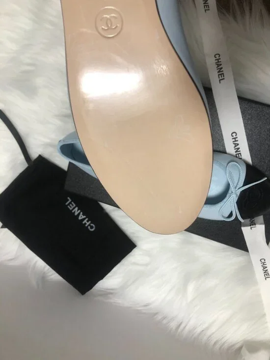 Chanel Women's Flats - Light Blue and Black - Picture 9 of 9